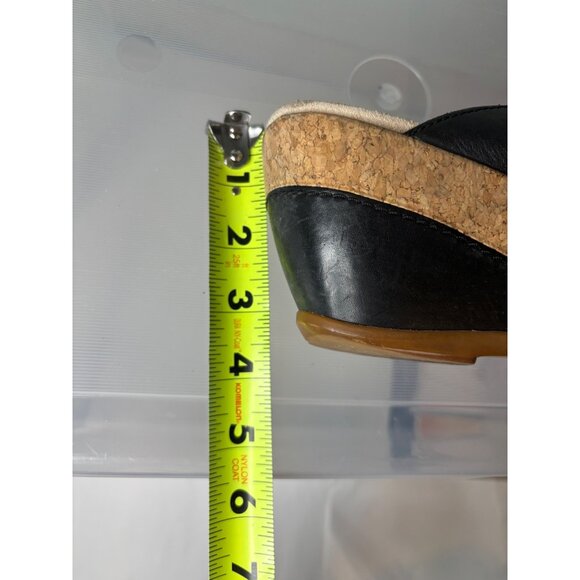 Dansko Carla Platform Wedge Sandals Black Sz 41 Peep Toe Buckle Strap Colorblock - Picture 11 of 11